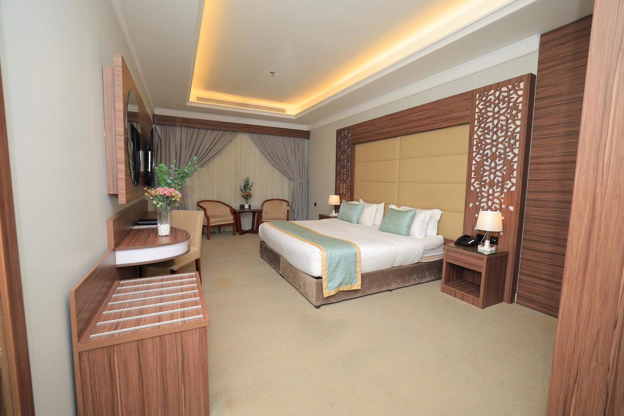 Dimond Vision Hotel *